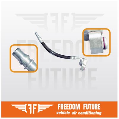 لوله مکش کولر مرسدس بنز A2048302815 مناسب برای C200 E200 2007